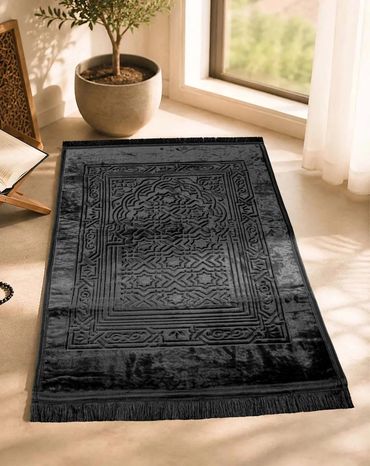 Qiblatain Prayer Mat Black