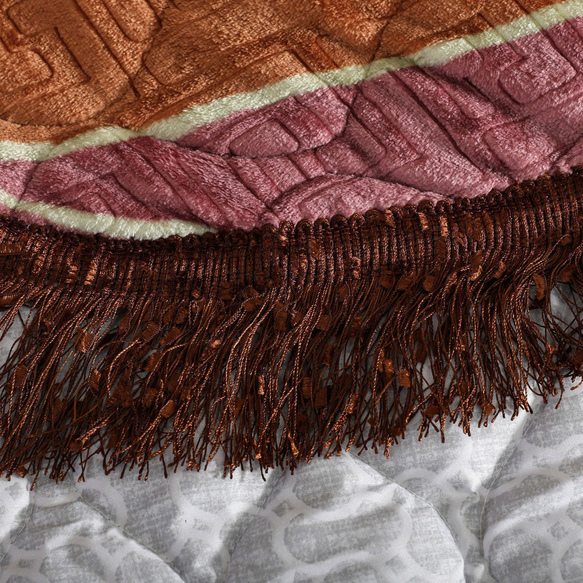 SPLENDOR Embossed 3 Pcs BEDSPREAD SET SP-706