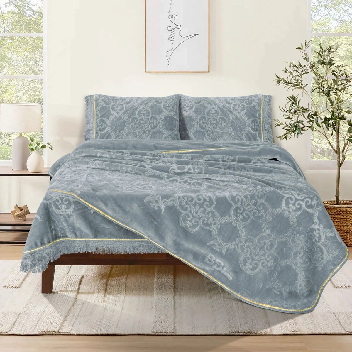 Golden Touch Embossed 4-Pcs Solid Cloudy Blanket Set