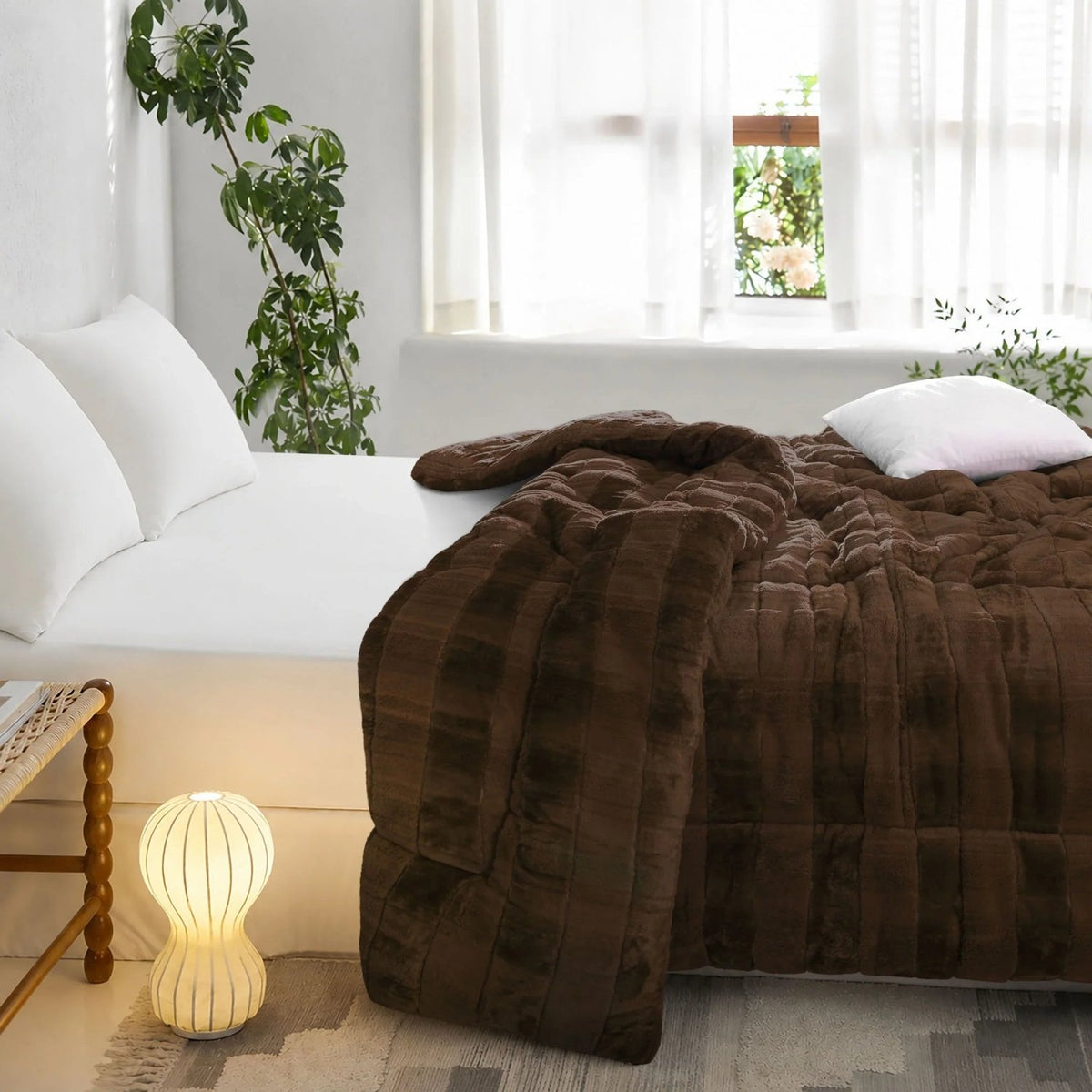 #color_dark brown