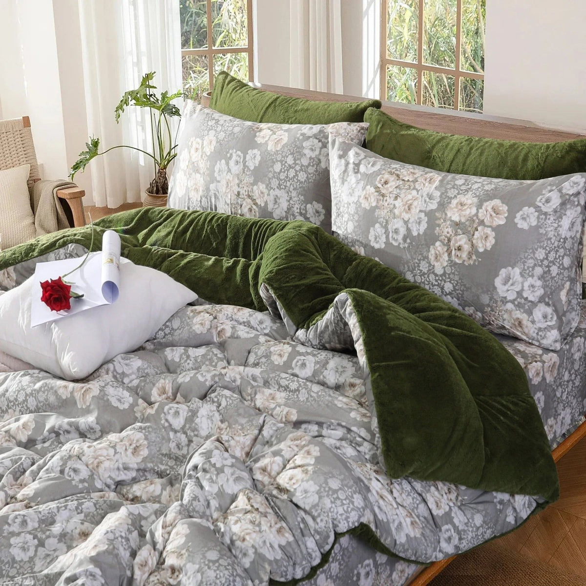 Unique 6 Pcs Comforter Set UQ-602