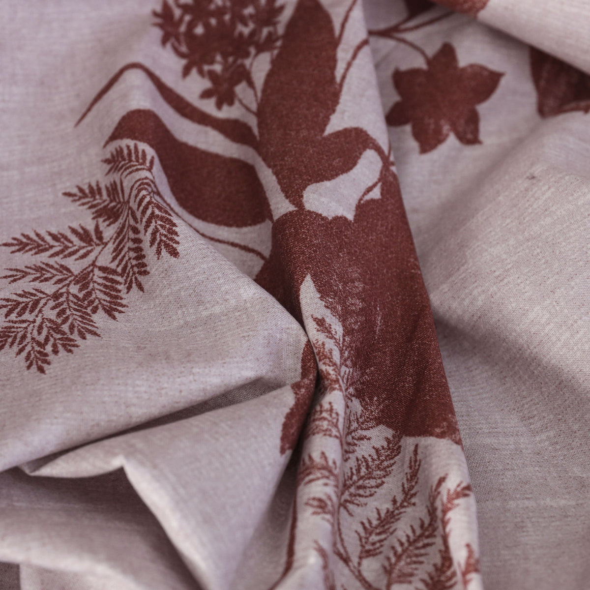 3 PCS Feather Bedsheet Set Rosewood