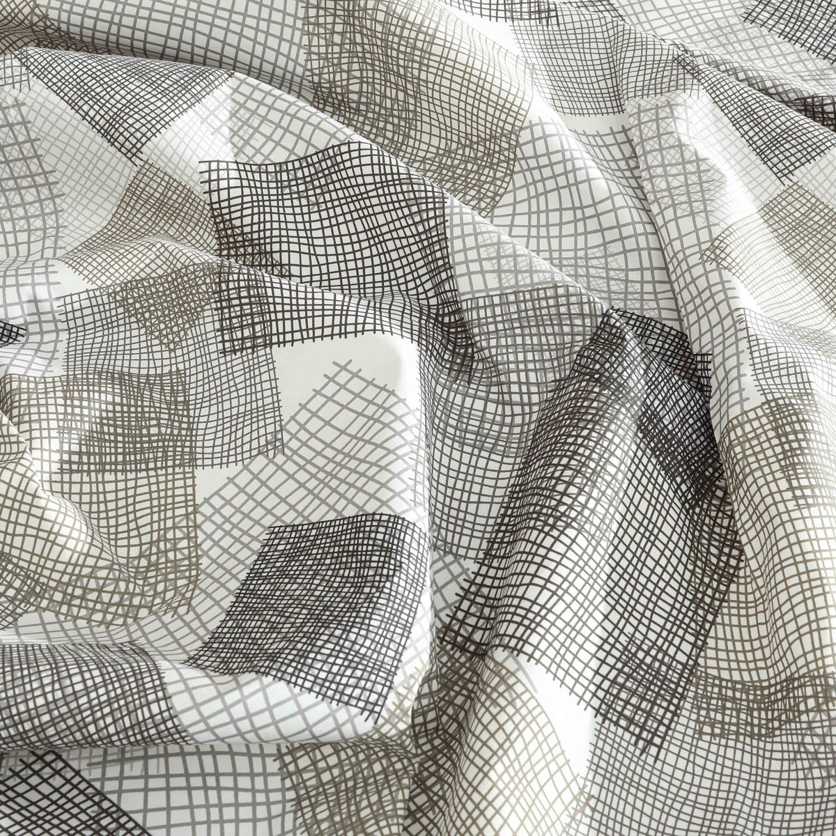 3 PCS Feather Bedsheet Set Graphite Grid